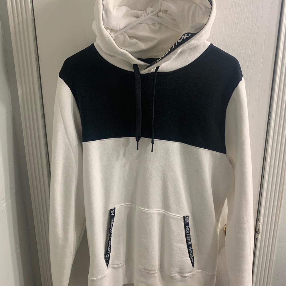 Hollister Hoodie